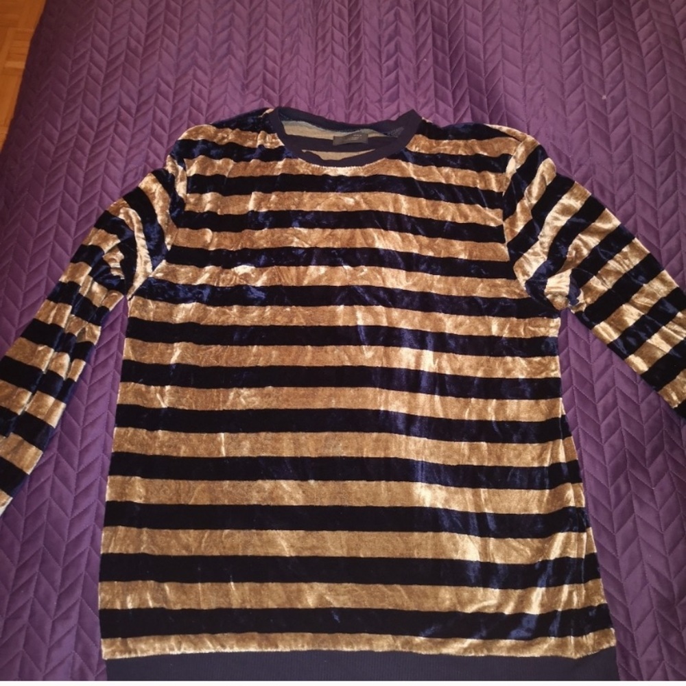 Gold and black velvet Zara sweater